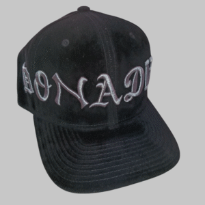 GORRA CURVA DE GAMUZA