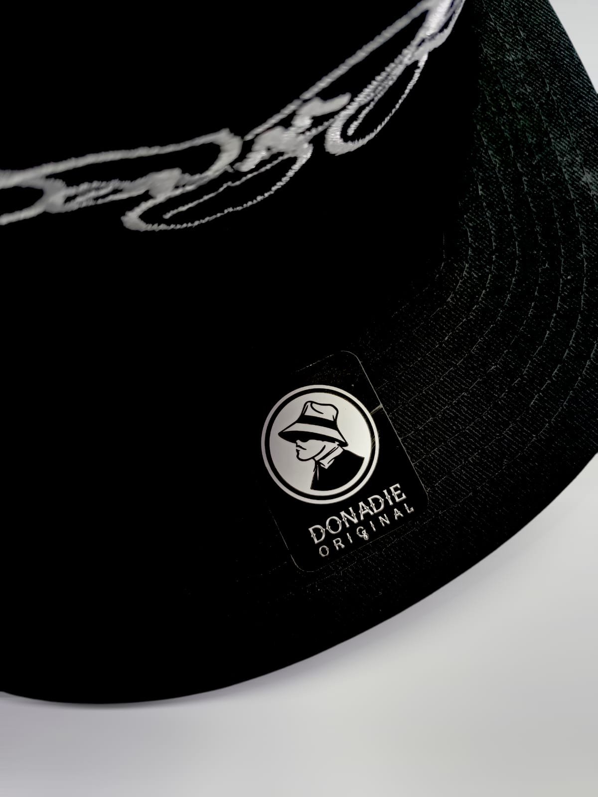 GORRA PLANA SNAP BACK MOD. TAGS - Image 5