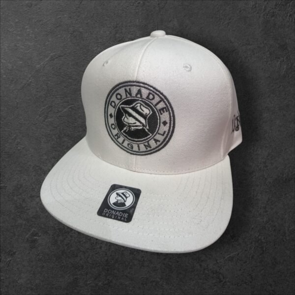GORRA SNAP BACK BLANCA LOGO CLASICO - Image 3